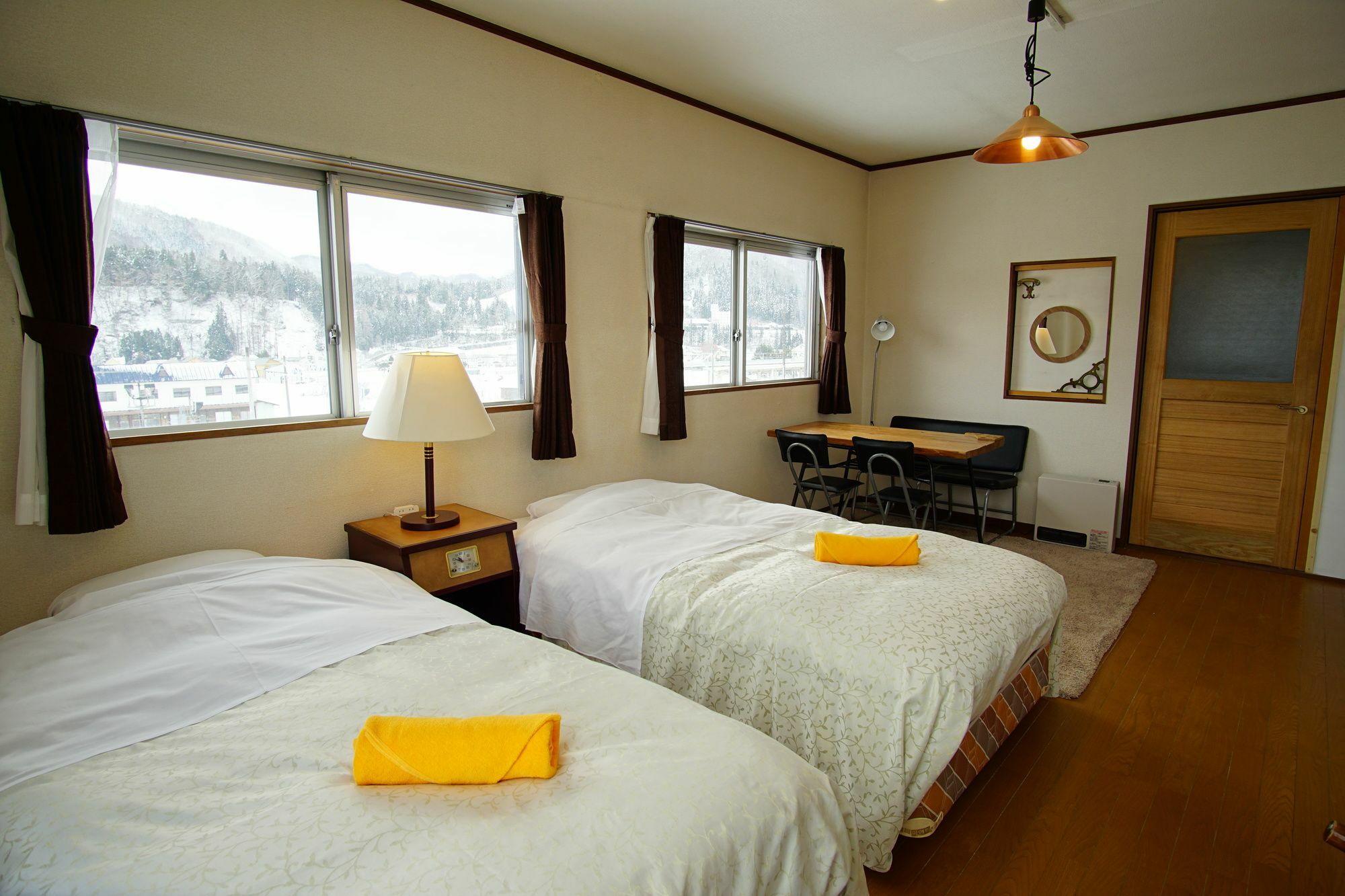 Hakuba Station Guesthouse En 外观 照片