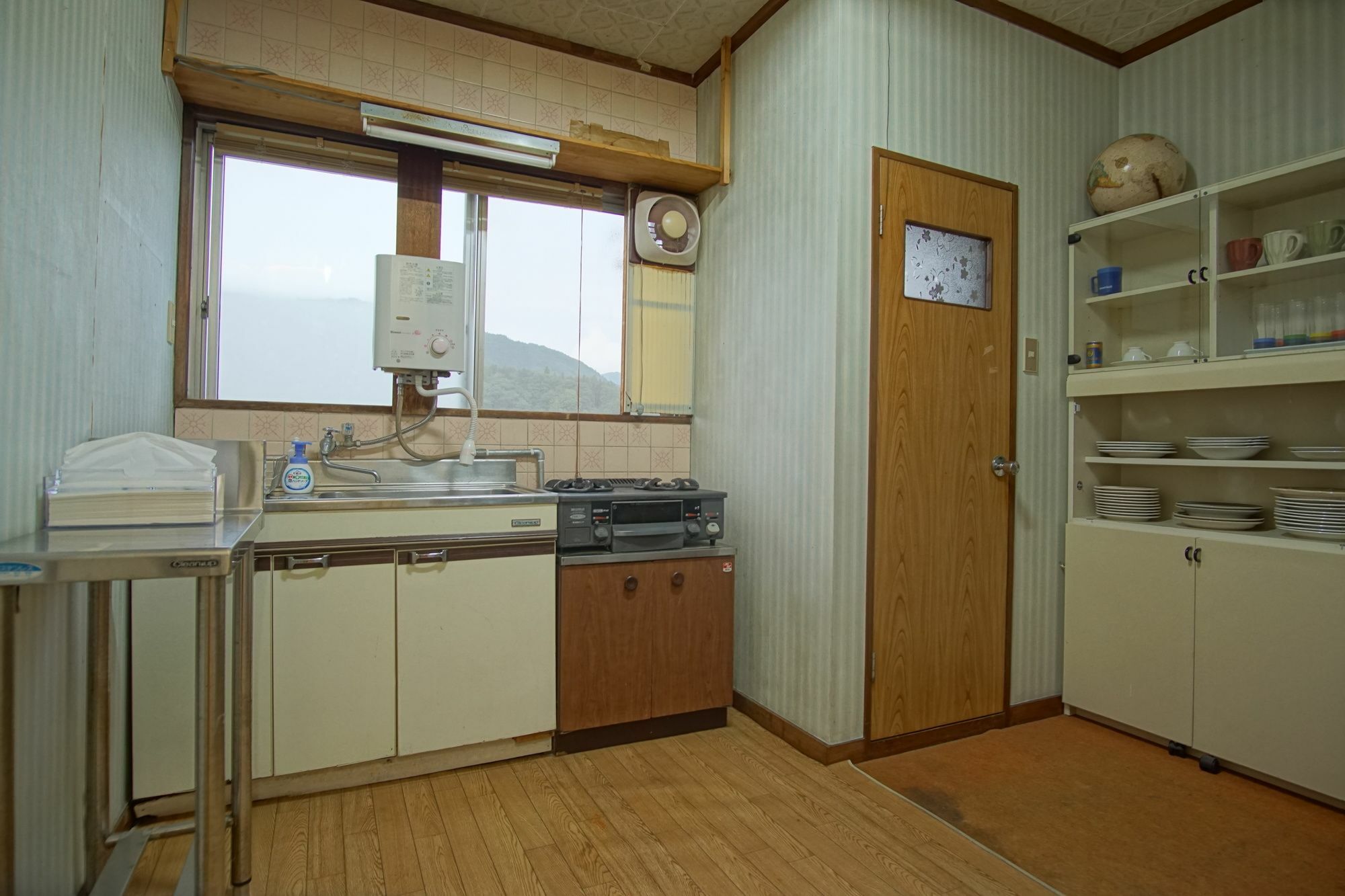 Hakuba Station Guesthouse En 外观 照片